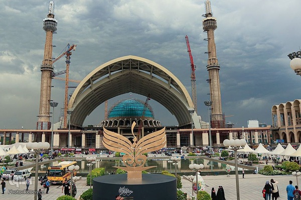 اولین روز سی‌وچهارمین دوره نمایشگاه بین‌المللی کتاب تهران