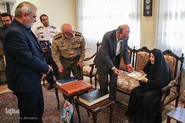 دیدار با خانواده شهید قرآنی