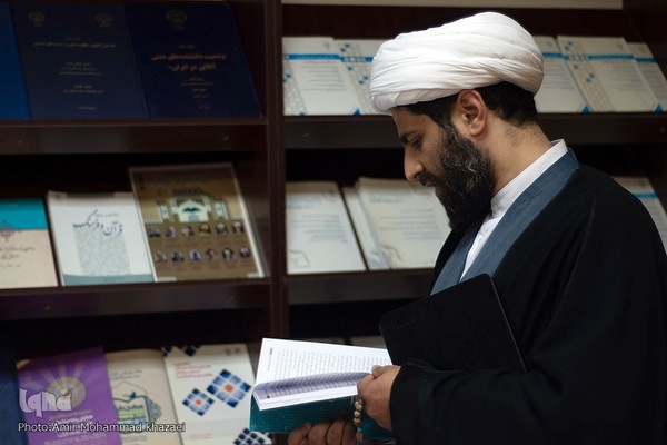 بازدید حجت الاسلام والمسلمین علی تقی زاده، رئیس سازمان دارالقرآن الکریم از مرکز مطالعات میان رشته‌ای قرآن کریم