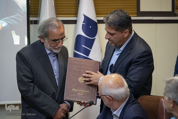 ابراهیم آهور و احمد حاجی‌شریف