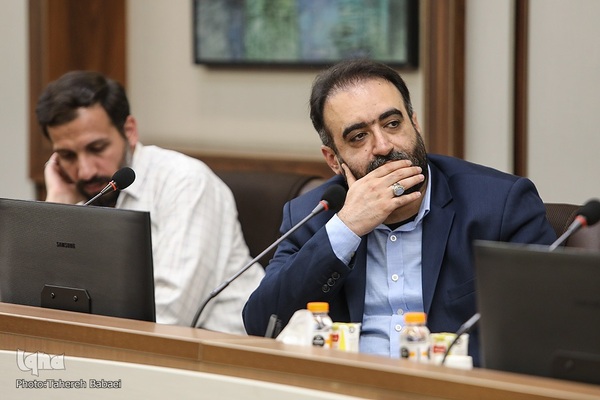 تجلیل از اعضای شورا و مدیران ارشد نمایشگاه قرآن