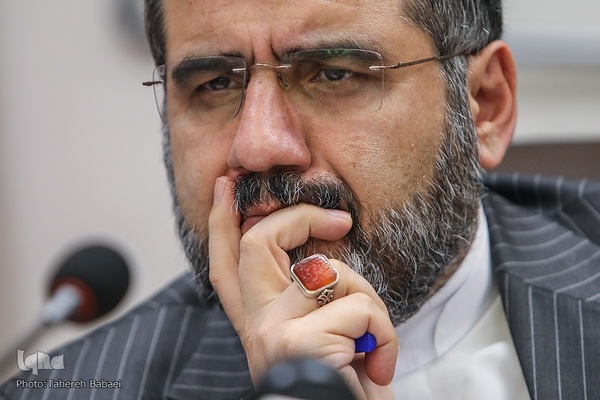 محمدمهدی اسماعیلی، وریز ارشاد در تجلیل از اعضای شورا و مدیران ارشد نمایشگاه قرآن