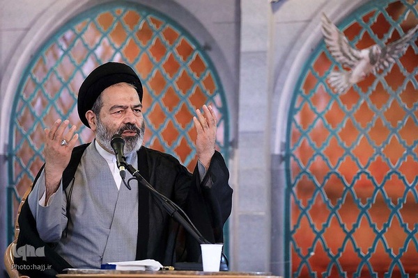 مراسم دعای کمیل در مدینه