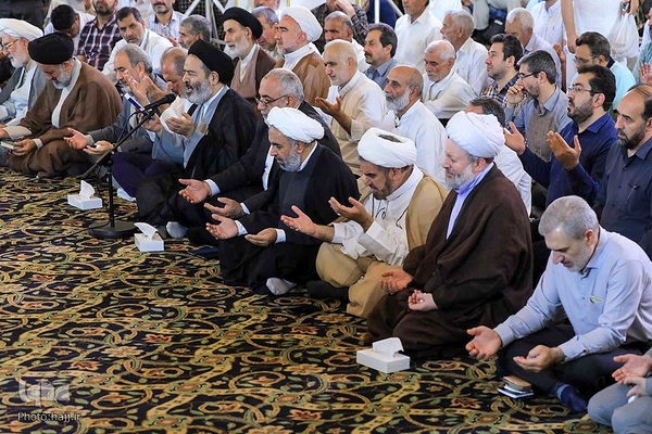 مراسم دعای کمیل در مدینه