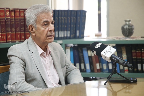 دکتر اصغر دادبه