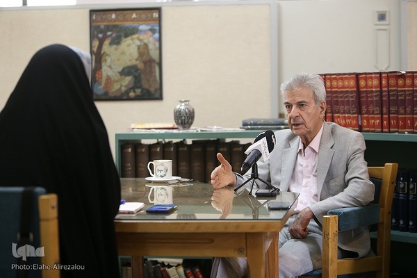 دکتر اصغر دادبه