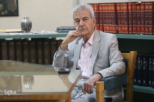 دکتر اصغر دادبه