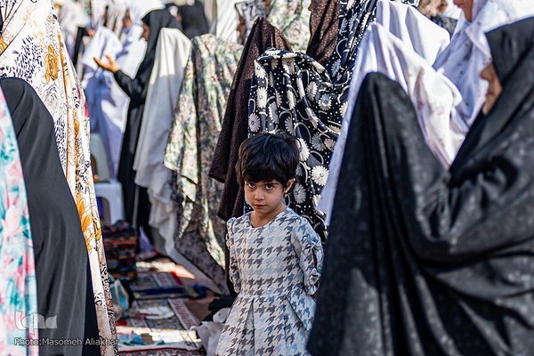 نماز عید قربان در امام‌زاده طاهر کرج