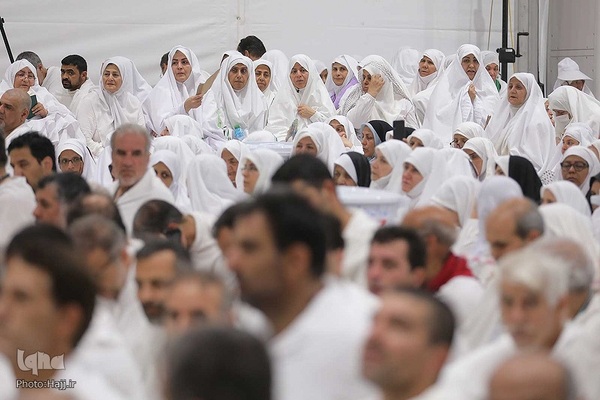 دعای عرفه در صحرای عرفات