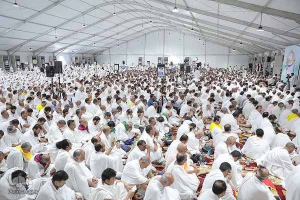 دعای عرفه در صحرای عرفات