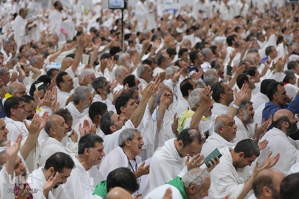 دعای عرفه در صحرای عرفات