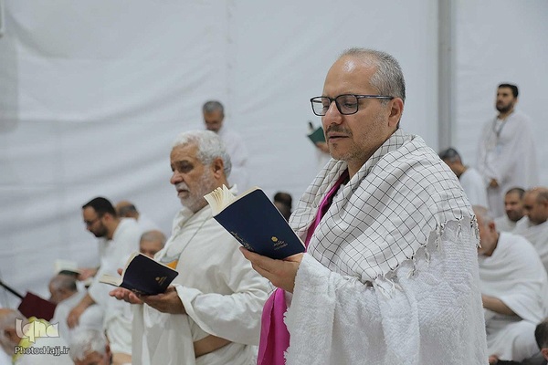 دعای عرفه در صحرای عرفات