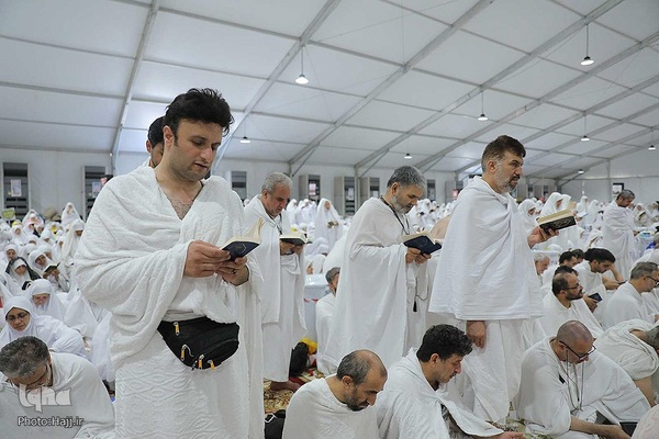 دعای عرفه در صحرای عرفات