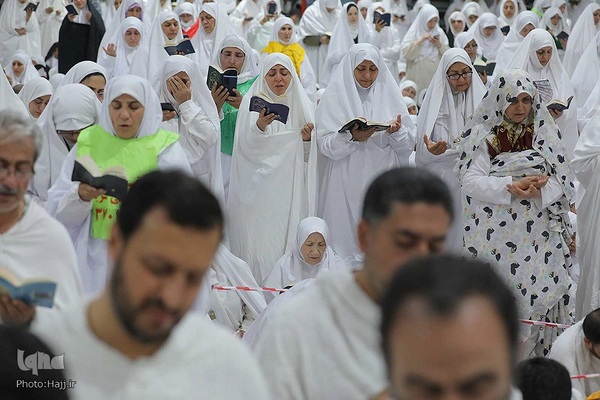 دعای عرفه در صحرای عرفات