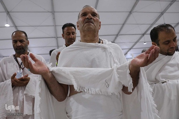 دعای عرفه در صحرای عرفات