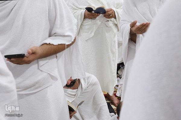 دعای عرفه در صحرای عرفات