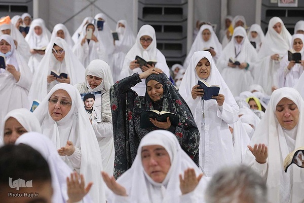 دعای عرفه در صحرای عرفات