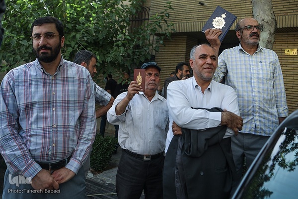 تجمع جامعه قرآنی در پی هتک حرمت به قرآن