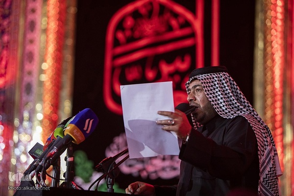 مراسم تعویض پرچم گنبد حرم حضرت اباالفضل العباس(ع) از قرمز به مشکی