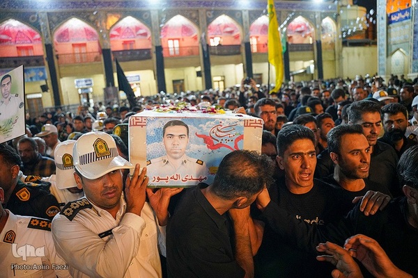 وداع با شهید «مهدی الله‌‌پور» در حرم شاهچراغ(ع)‎