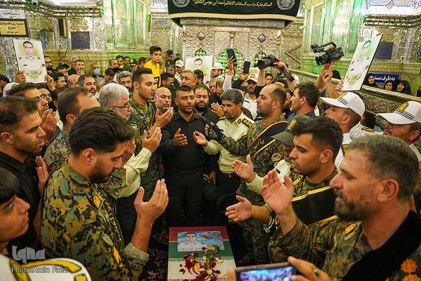 وداع با شهید «مهدی الله‌‌پور» در حرم شاهچراغ(ع)‎