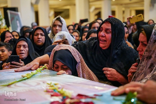 وداع با شهید «مهدی الله‌‌پور» در حرم شاهچراغ(ع)‎