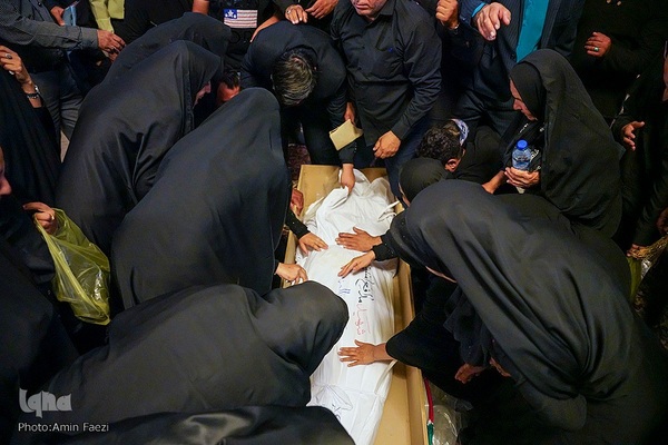 وداع با شهید «مهدی الله‌‌پور» در حرم شاهچراغ(ع)‎