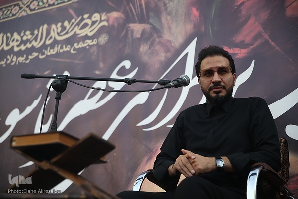 تجمع هیئات عزاداری و آیین نخل گردانی عصر تاسوعا