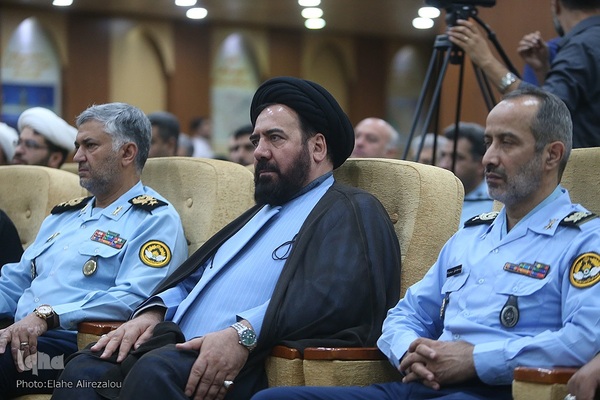 آئین تجلیل از اعضای کاروان قرآنی