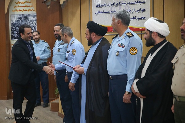 آئین تجلیل از اعضای کاروان قرآنی