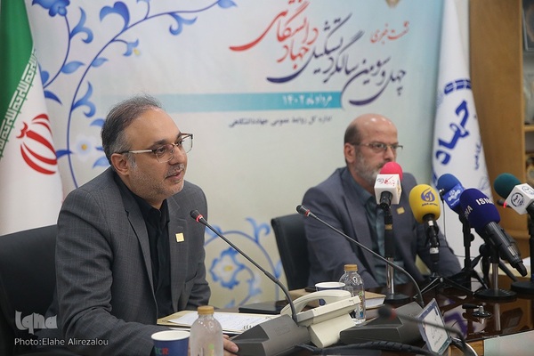 نشست خبری حسن مسلمی‌نائینی رئیس جهاددانشگاهی