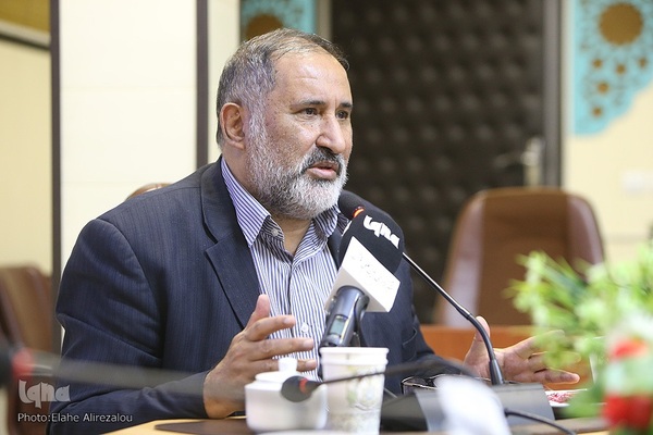 آیین شعرخوانی عاشورایی «زنده جاوید»