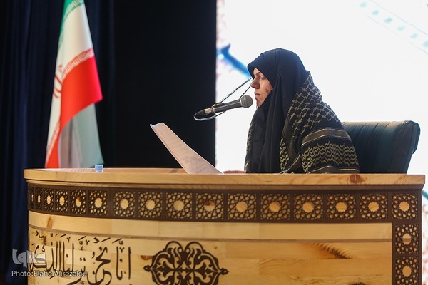 مرحله استانی بخش بانوان مسابقات قرآن استان تهران