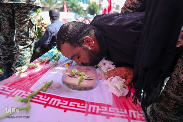 تشییع شهدای حرم شاهچراغ(ع)‎