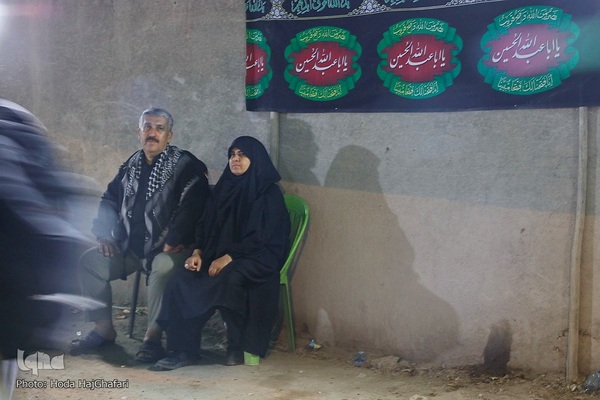 پیاده روی خانوادگی