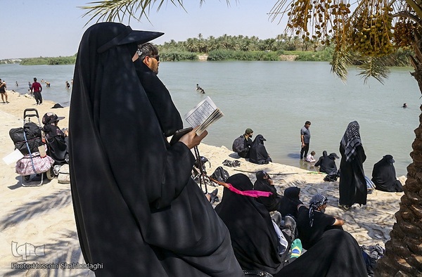 قرآن در مسیر راهپیمایی