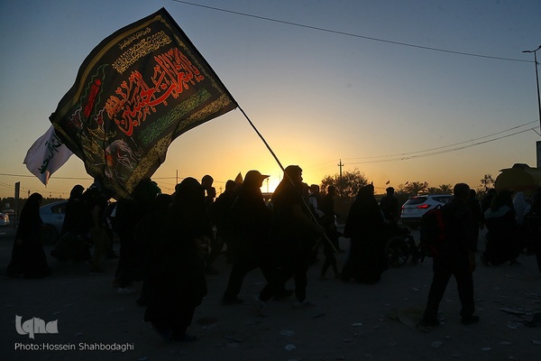 پیاده‌روی زائران اربعین از مسیر طریق الحسین(ع)