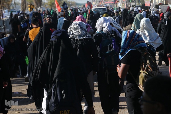 پیاده‌روی زائران اربعین از مسیر طریق الحسین(ع)