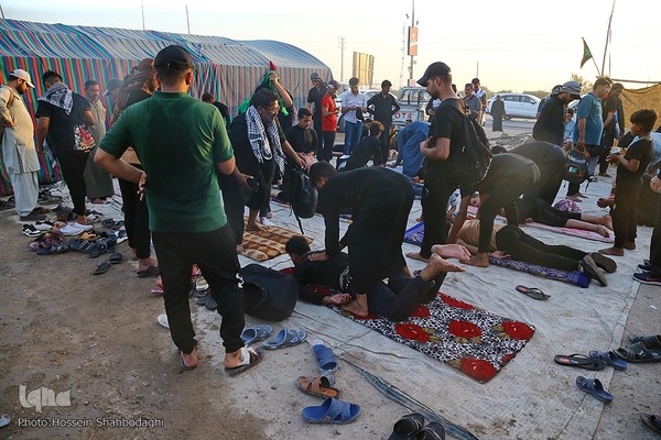 پیاده‌روی زائران اربعین از مسیر طریق الحسین(ع)