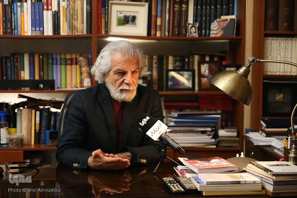 منوچهر شاهسواری