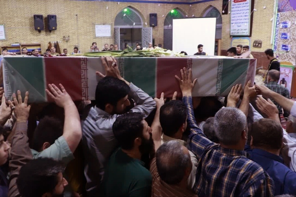 تشییع شهید گمنام در مسجد خداداد منطقه  14 تهران