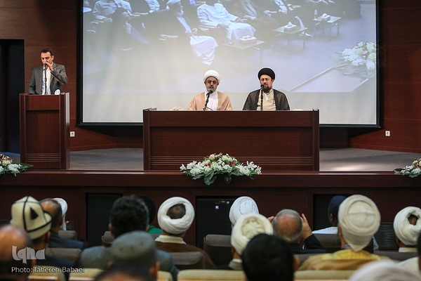 مراسم تجدید میثاق میهمانان سی‌وهفتمین کنفرانس وحدت با حضرت امام خمینی(ره)