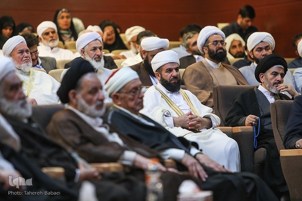 مراسم تجدید میثاق میهمانان سی‌وهفتمین کنفرانس وحدت با حضرت امام خمینی(ره)