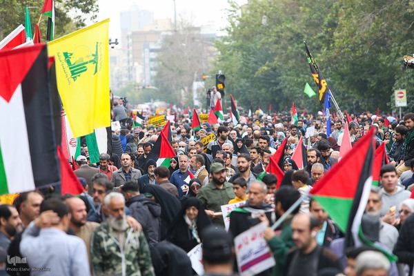 راهپیمایی سراسری به شکرانه حماسه‌ مقاومت