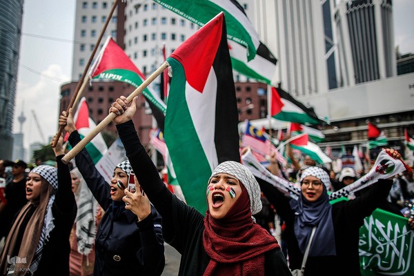 راهپیمایی مردم مالزی در  حمایت از غزه 