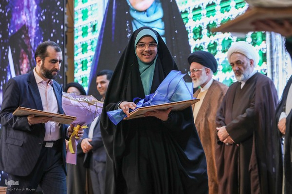هفدهمین آیین تجلیل از حافظان قرآن