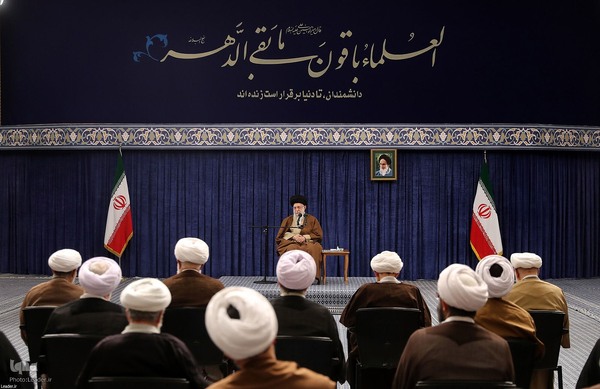 دیدار دست‌اندرکاران کنگره علامه طباطبایی با رهبر معظم انقلاب