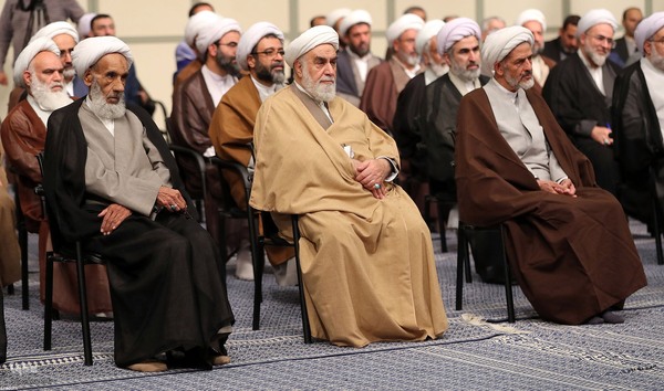 دیدار دست‌اندرکاران کنگره علامه طباطبایی با رهبر معظم انقلاب