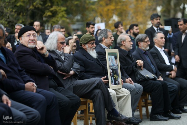 تشییع پیکر زنده‌یاد دکتر محمدعلی اسلامی ندوشن در دانشگاه تهران