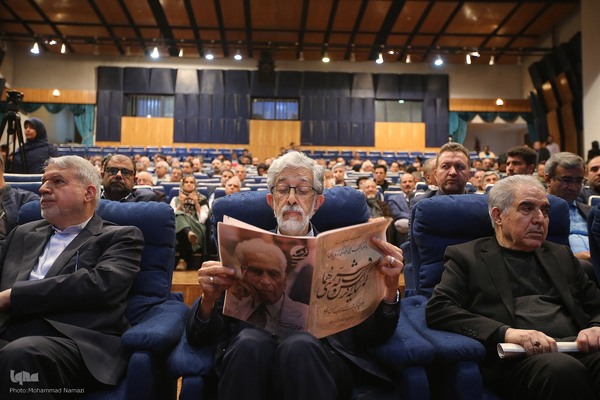 تشییع پیکر زنده‌یاد دکتر محمدعلی اسلامی ندوشن در دانشگاه تهران